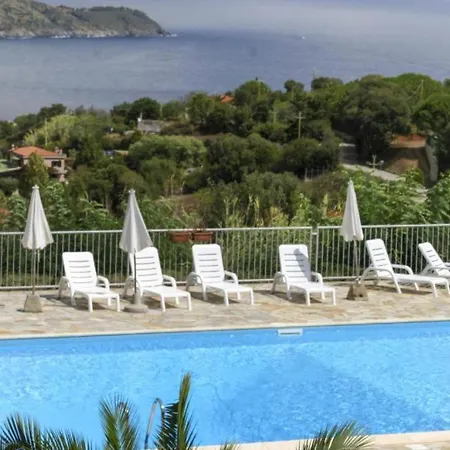 Apartment Monolocale Sogno A Le Lecce 50 *